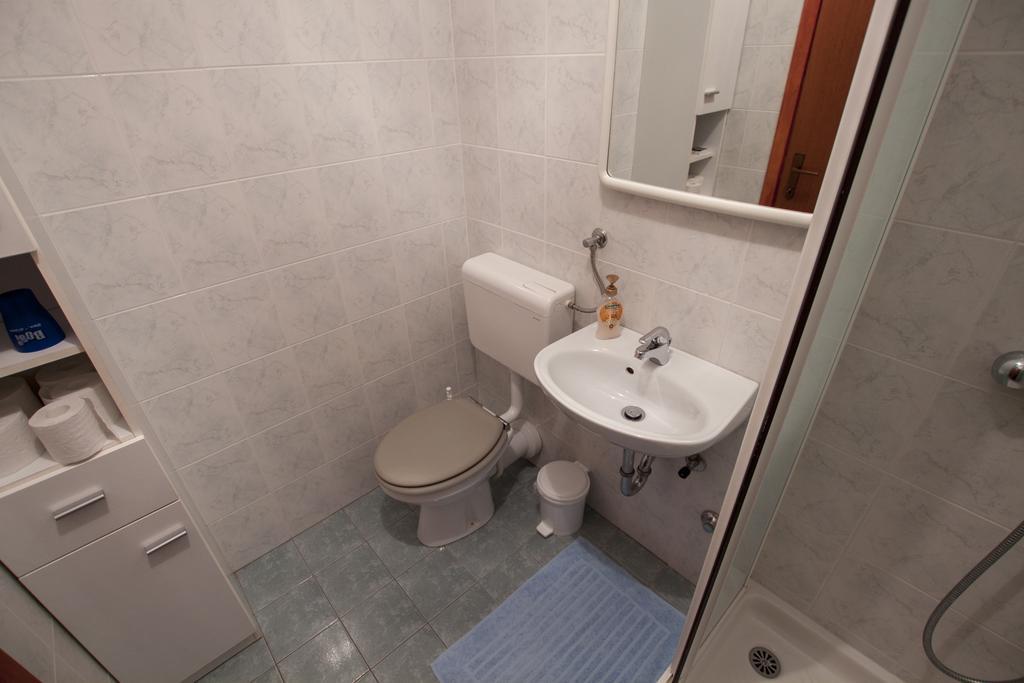 Apartment Dora Pula Cameră foto