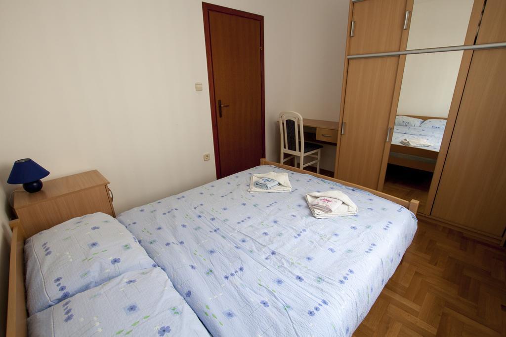 Apartment Dora Pula Cameră foto