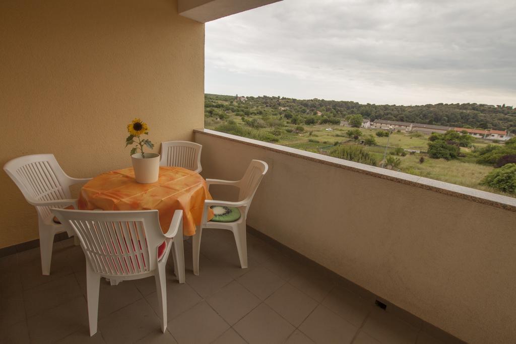 Apartment Dora Pula Cameră foto