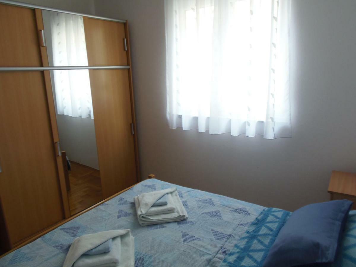 Apartment Dora Pula Exterior foto