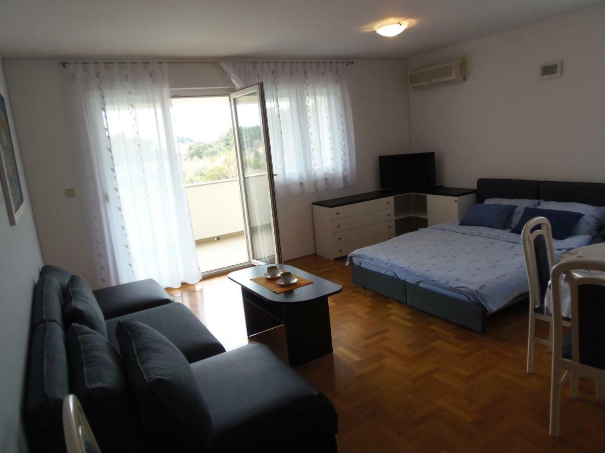 Apartment Dora Pula Exterior foto
