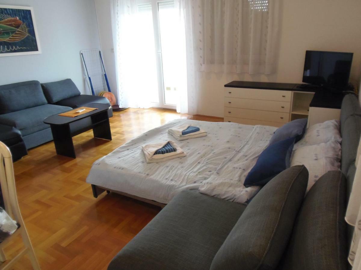 Apartment Dora Pula Exterior foto
